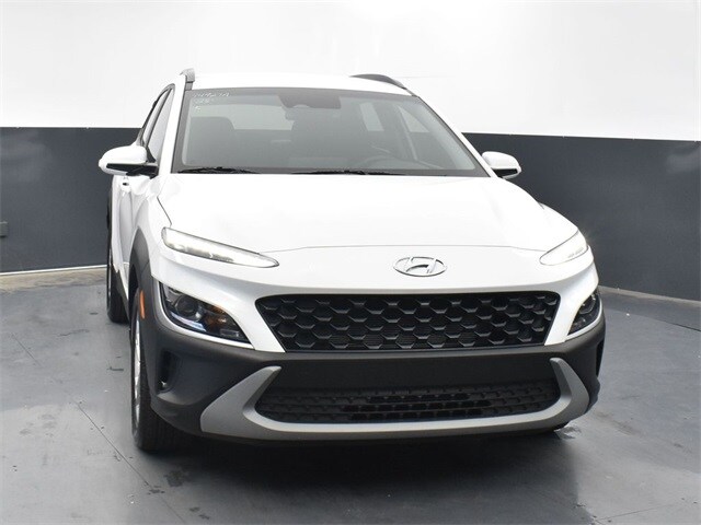 2023 Hyundai Kona SEL photo 2