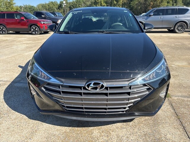 2020 Hyundai Elantra SE photo 2