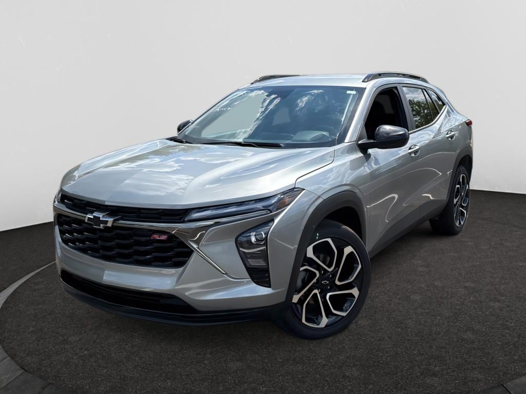 Used 2025 Chevrolet Trax 2RS SUV