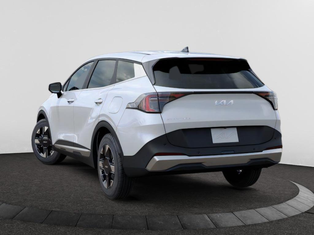 2026 Kia Sportage LX photo 4