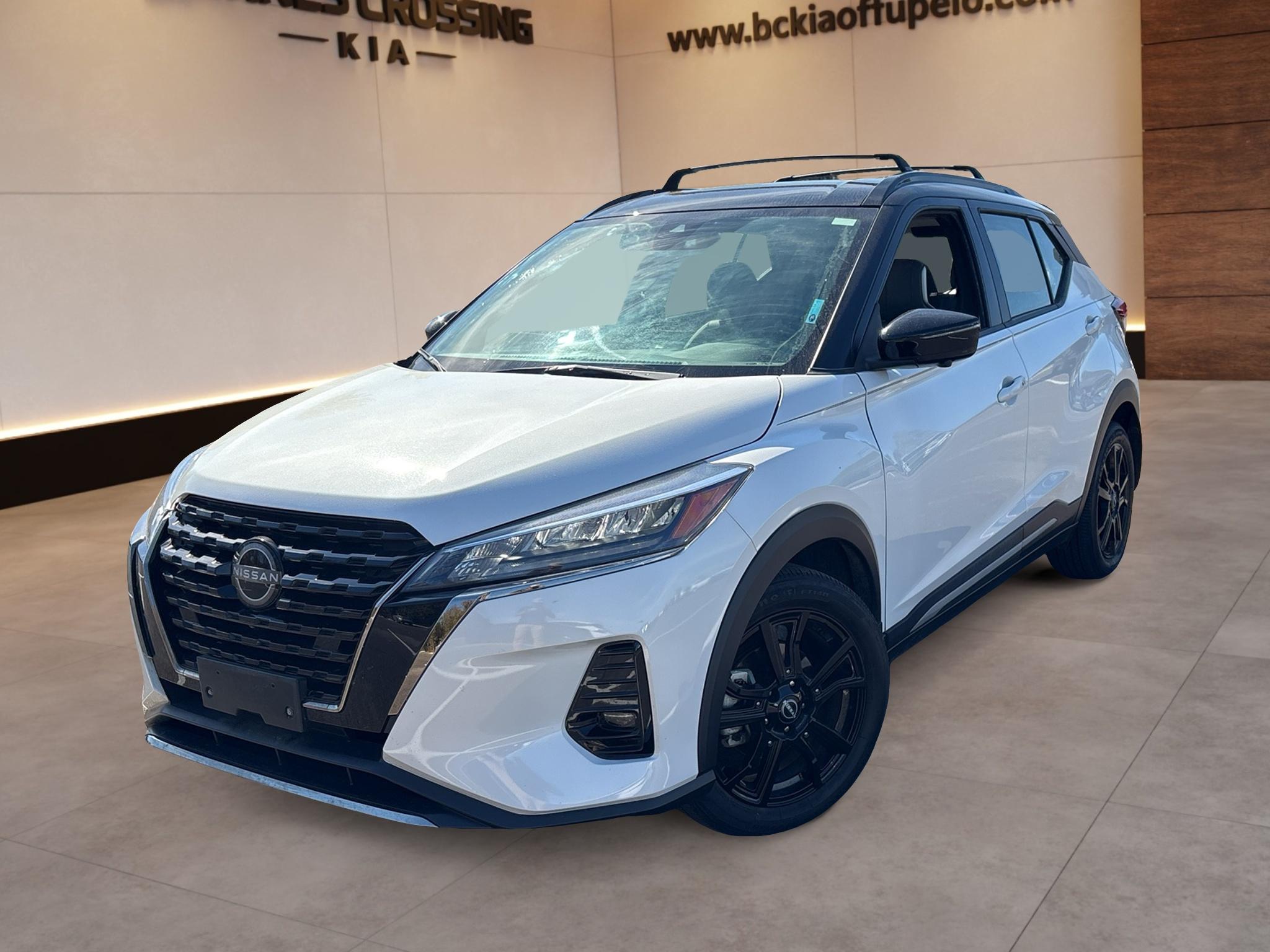 2023 Nissan Kicks SR SUV