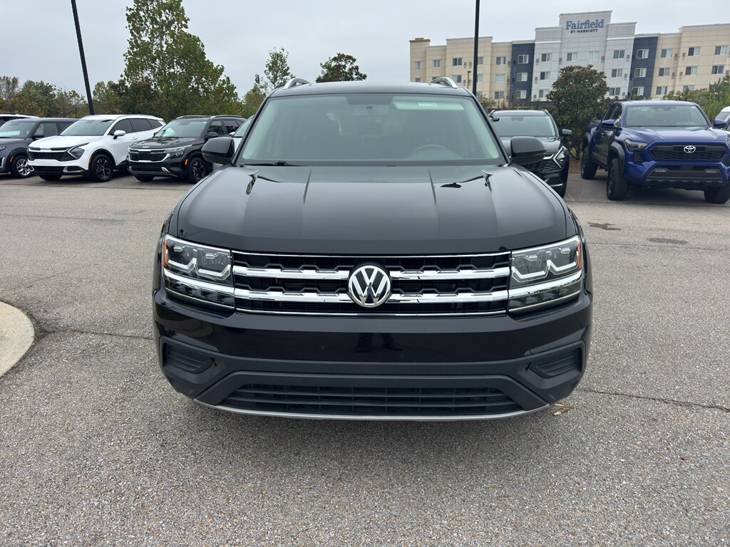 2018 Volkswagen Atlas V6 Launch Edition photo 2