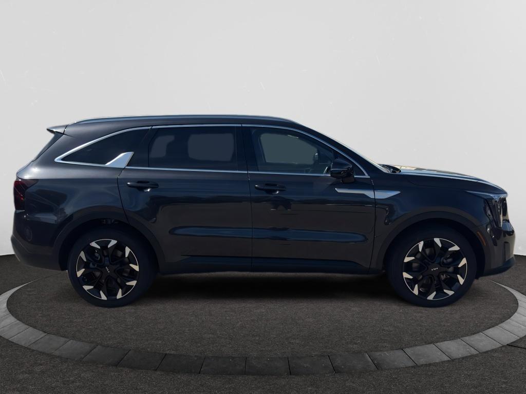 2026 Kia Sorento SX photo 4