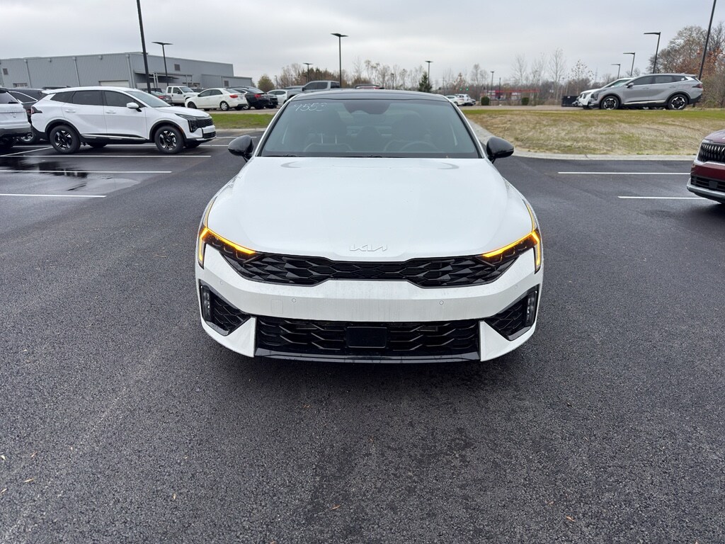 2025 Kia K5 GT-Line photo 2