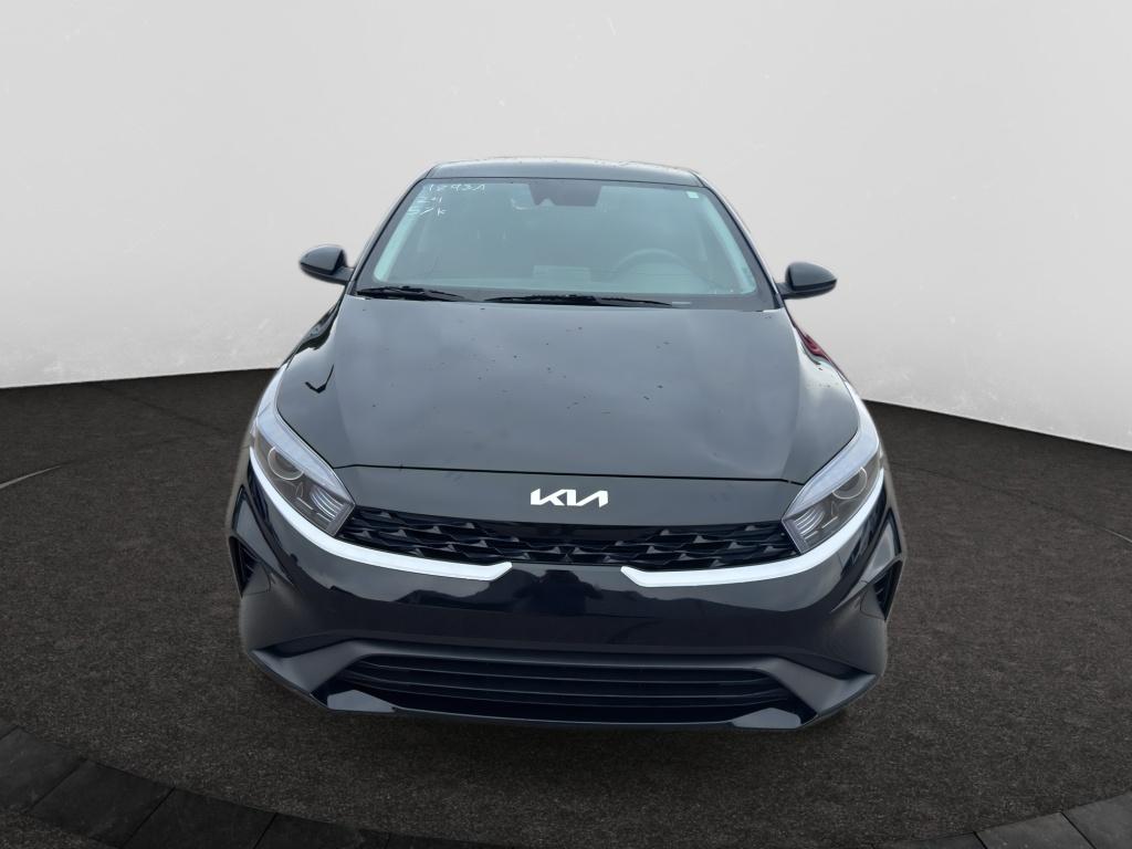 2024 Kia Forte LX photo 2