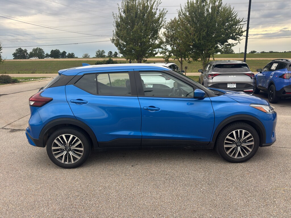 2024 Nissan Kicks SV photo 4