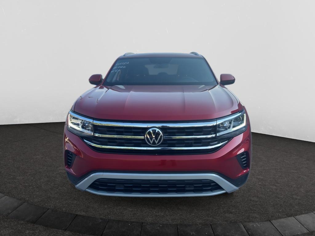2022 Volkswagen Atlas Cross Sport SE Technology photo 2