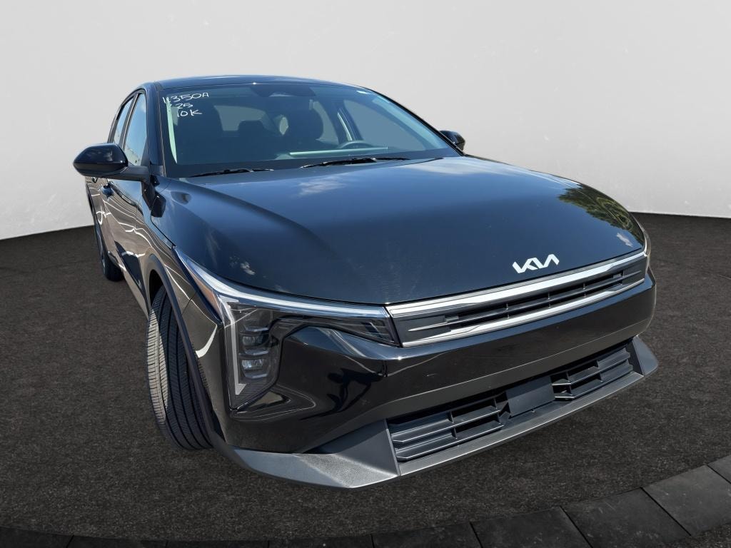 Used 2025 Kia K4 LXS Sedan