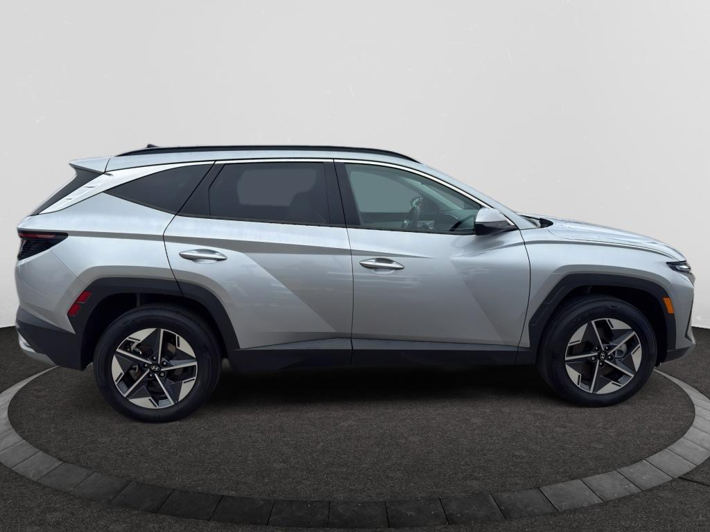 2025 Hyundai Tucson Hybrid SEL Convenience photo 4