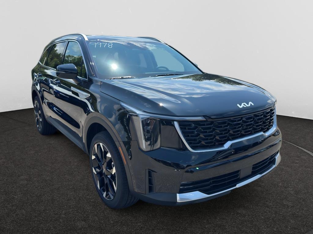 2026 Kia Sorento EX photo 3