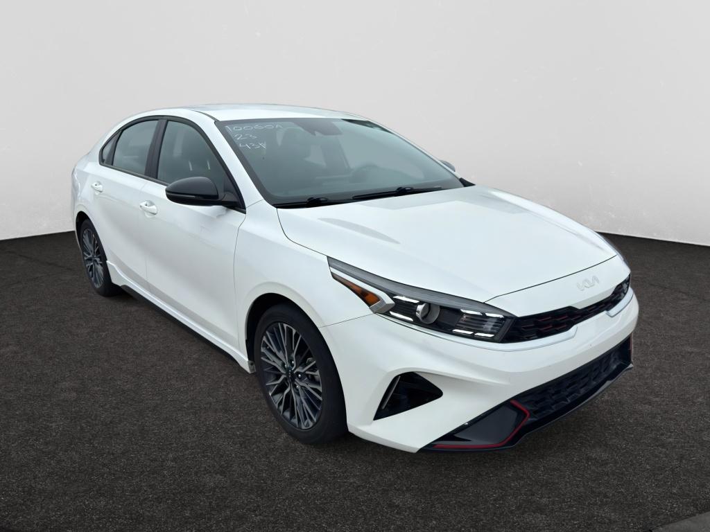 2023 Kia Forte GT-Line photo 3