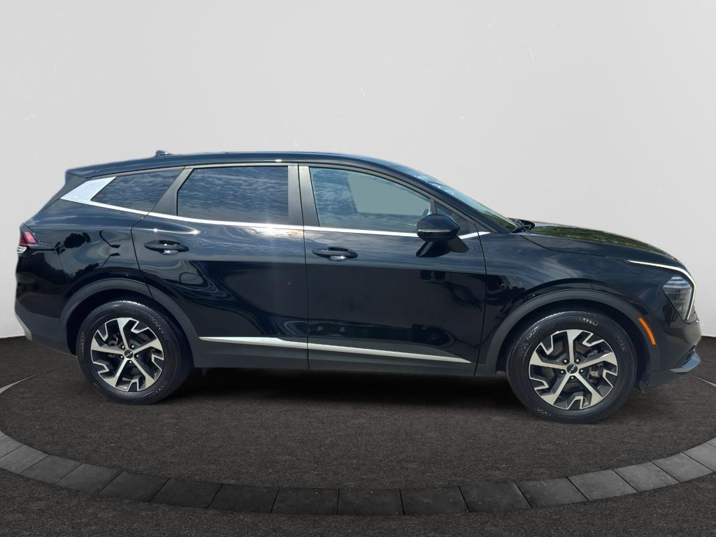 2024 Kia Sportage EX photo 4