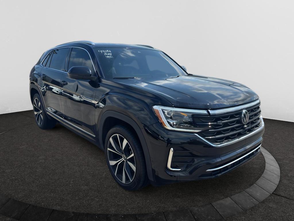 2024 Volkswagen Atlas Cross Sport SEL Premium R-Line photo 2