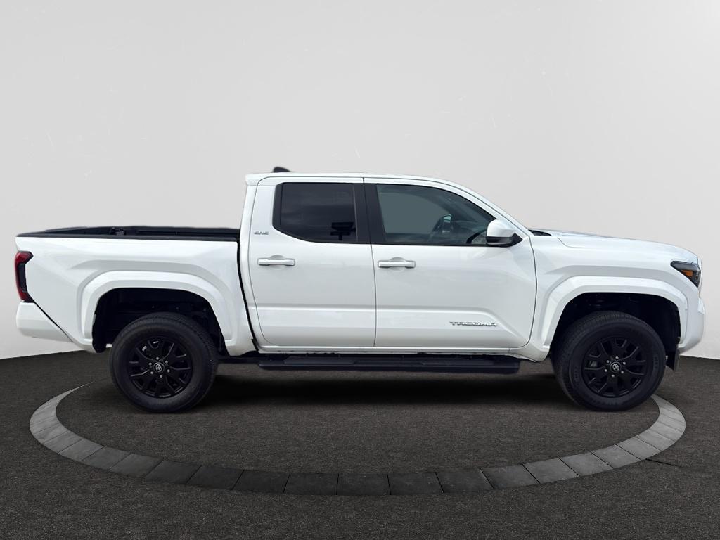 2024 Toyota Tacoma SR5 photo 4