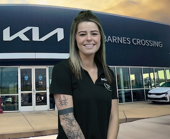 Staff member Lizzy Konersman from ID_7410c49df6b0