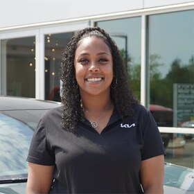 Staff member Devan Parker from ID_7410c49df6b0