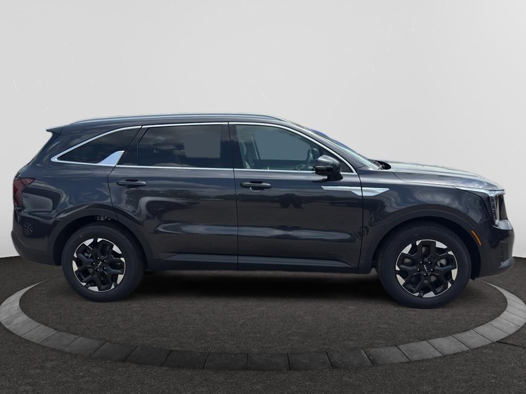 2026 Kia Sorento S photo 4