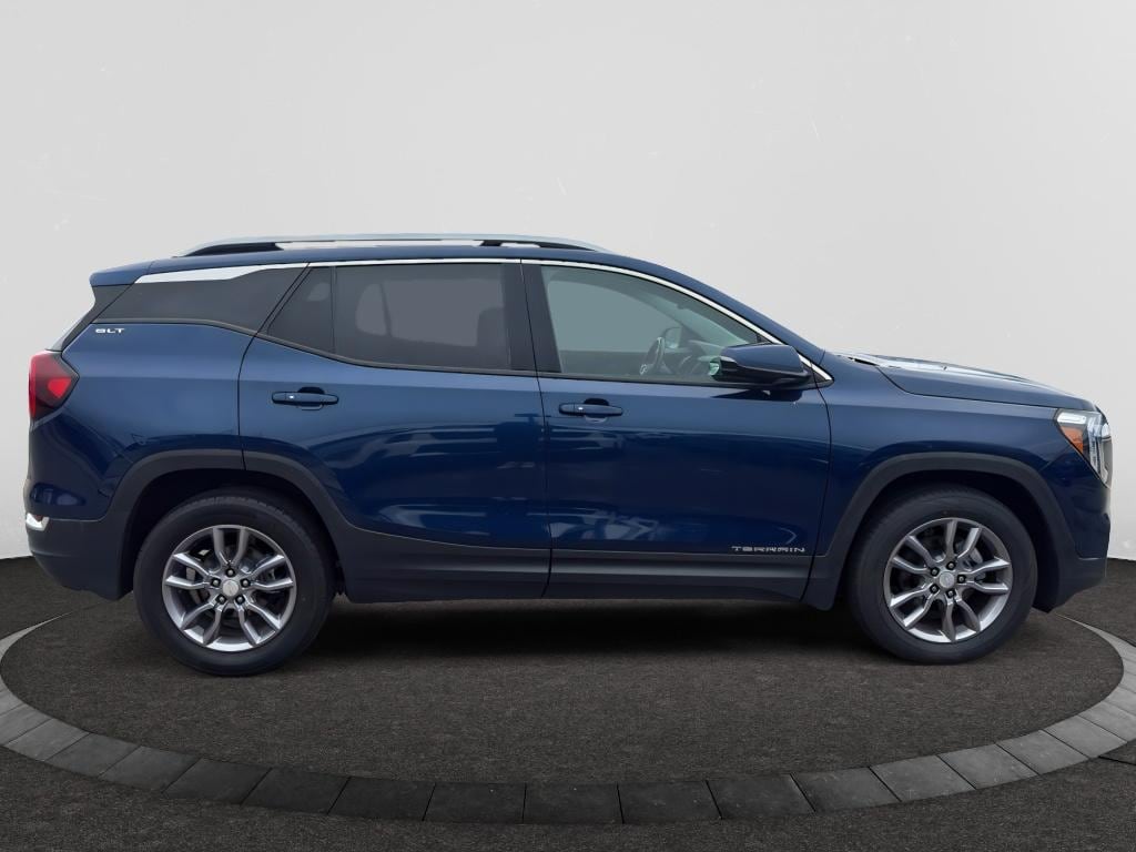 Used 2023 GMC Terrain SLT SUV