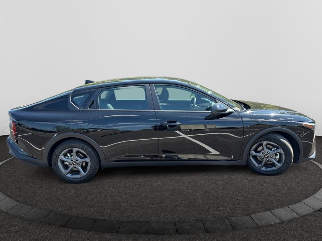 Used 2025 Kia K4 LXS Sedan