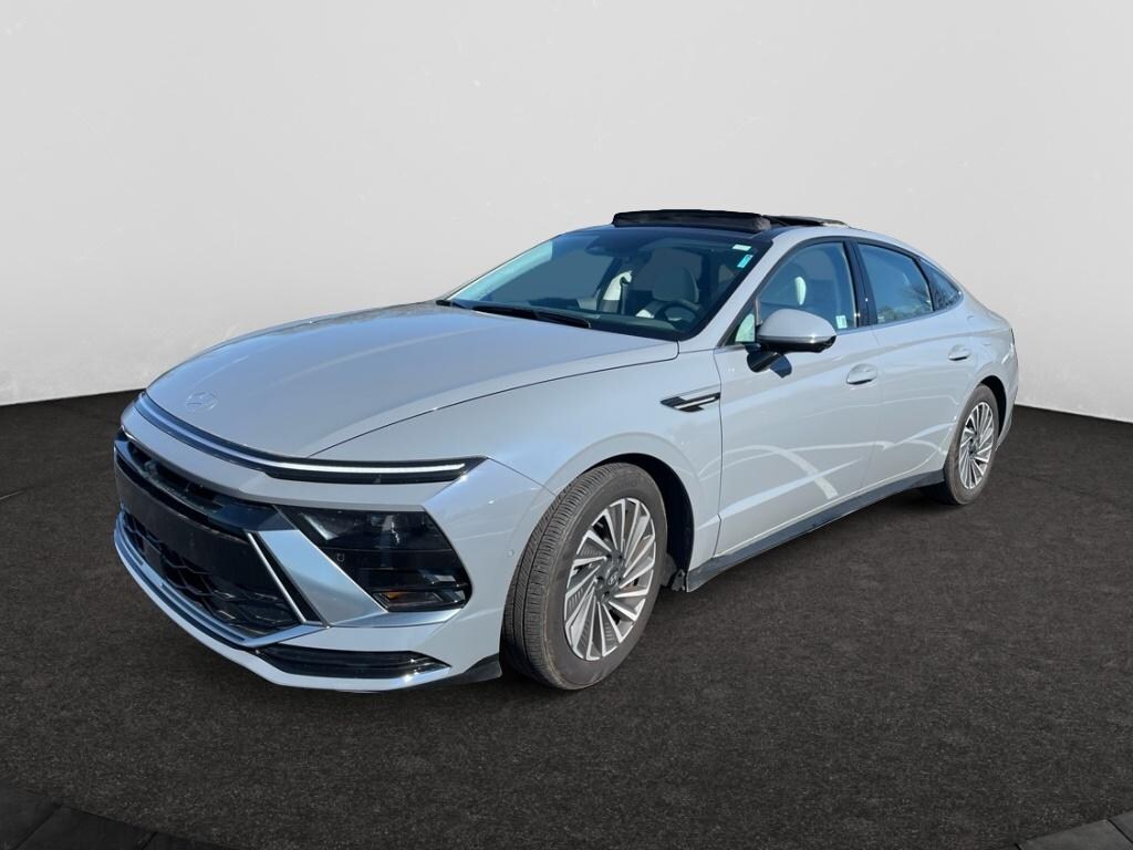 Used 2024 Hyundai Sonata Hybrid Limited Sedan