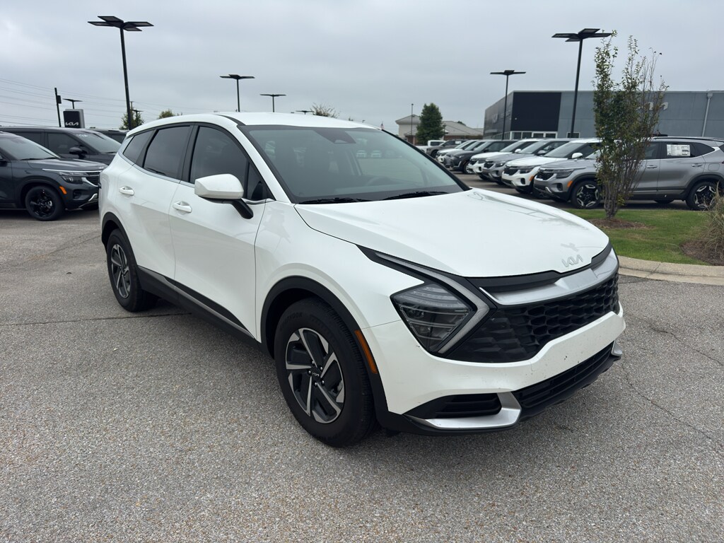 2025 Kia Sportage Hybrid LX photo 3