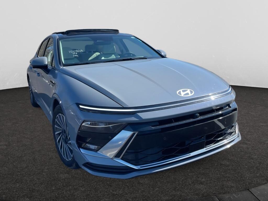 Used 2024 Hyundai Sonata Hybrid Limited Sedan