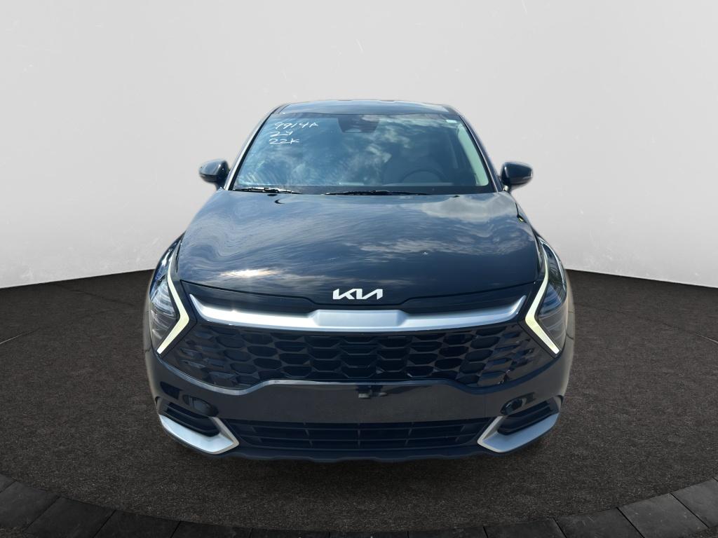 2024 Kia Sportage EX photo 2