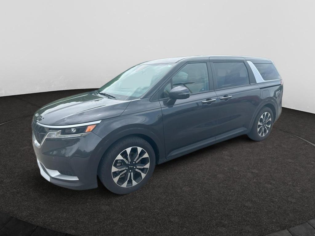 Used 2024 Kia Carnival EX with VIN KNDNC5H38R6434217 for sale in Saltillo, MS