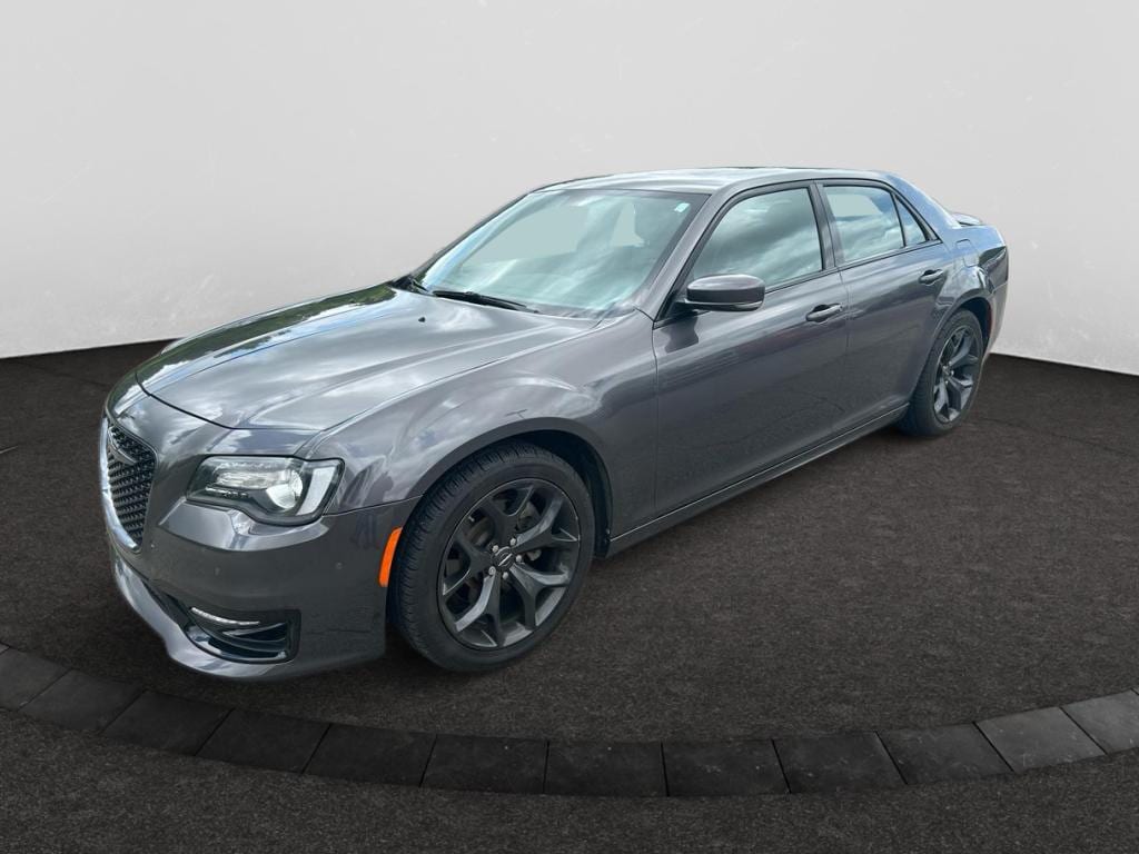Used 2022 Chrysler 300 S with VIN 2C3CCABT1NH190982 for sale in Saltillo, MS