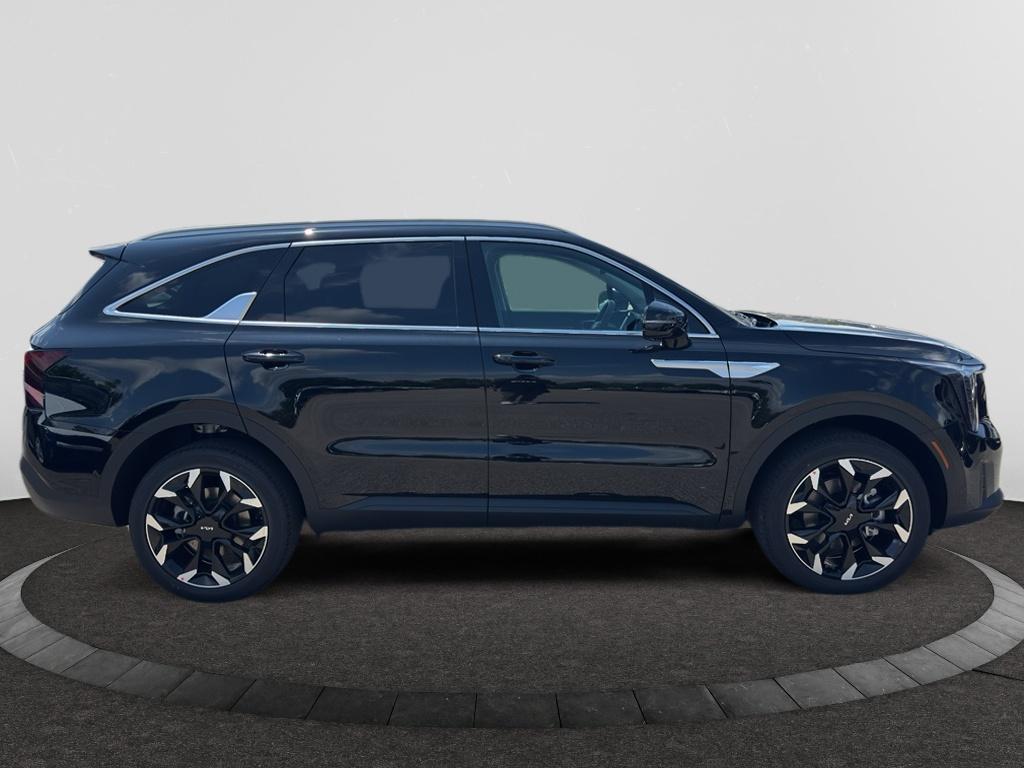 2026 Kia Sorento EX photo 4