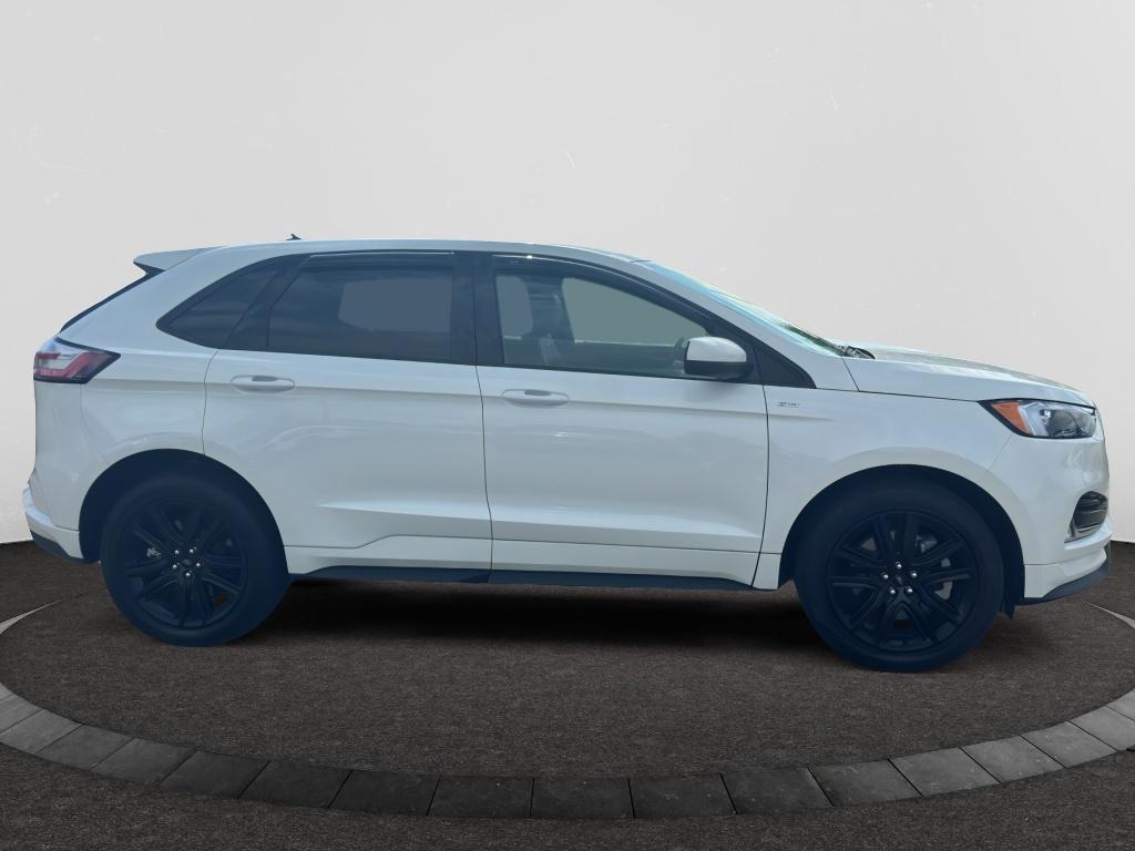 2023 Ford Edge ST-Line photo 4