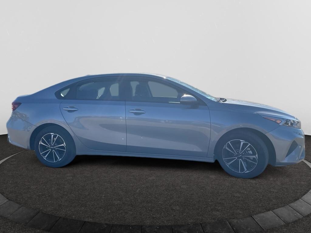 Used 2024 Kia Forte LXS Sedan