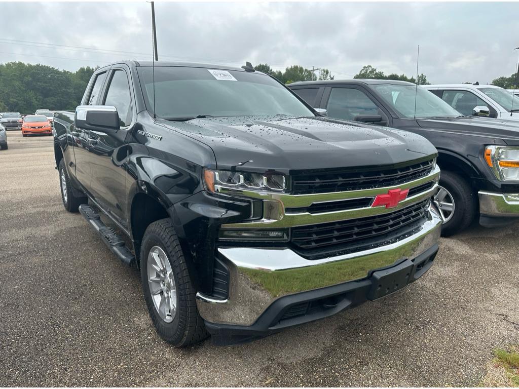 Used 2019 Chevrolet Silverado 1500 LT with VIN 1GCRYDEK7KZ335434 for sale in Saltillo, MS