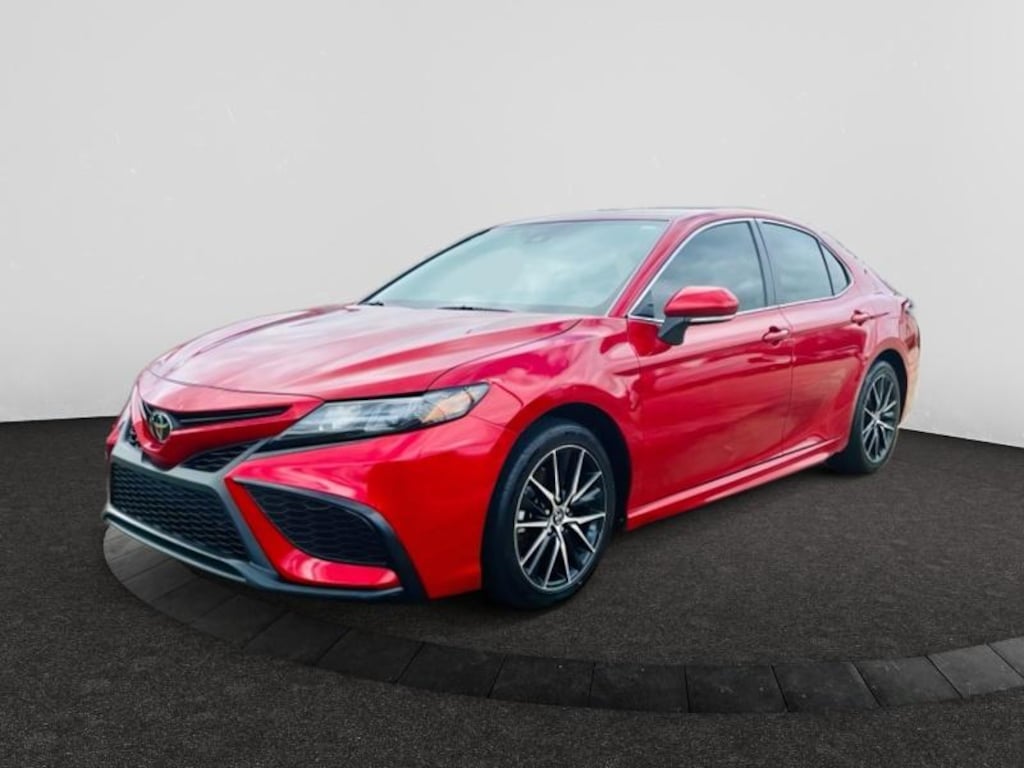 Used 2024 Toyota Camry SE Sedan