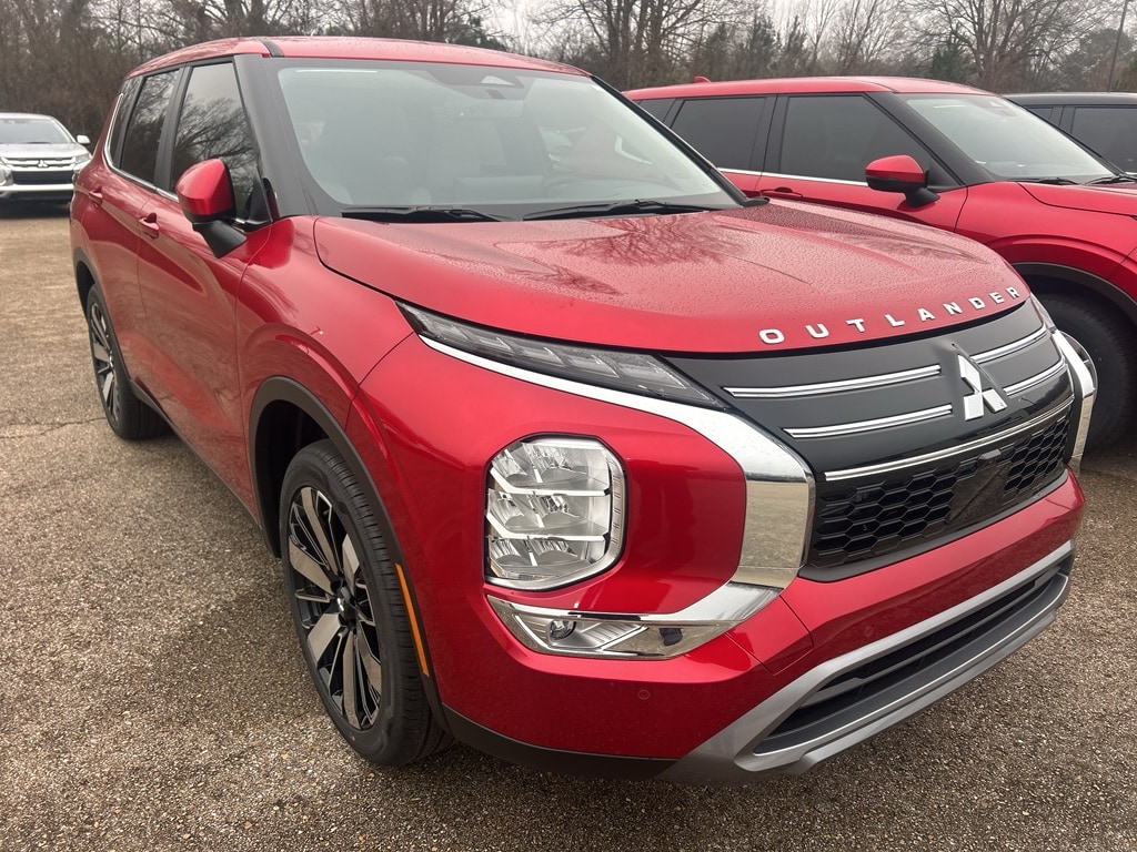 New 2026 Mitsubishi Outlander SE SUV