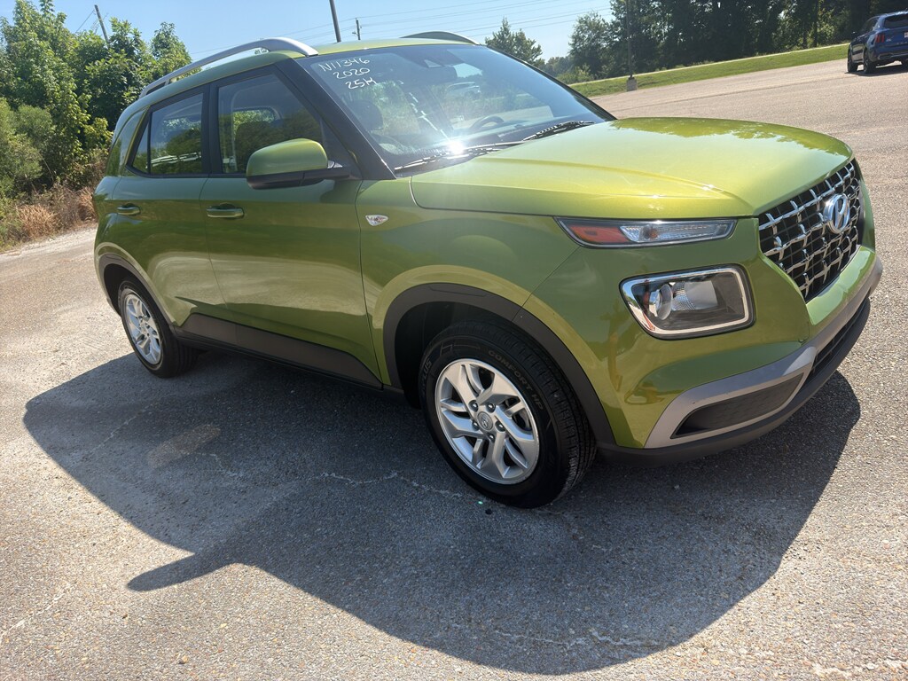 Used 2020 Hyundai Venue SEL SUV