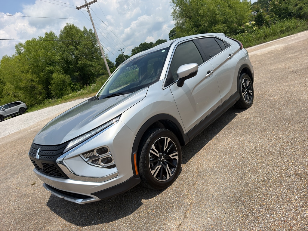 2025 Mitsubishi Eclipse Cross SE S-AWC's photo