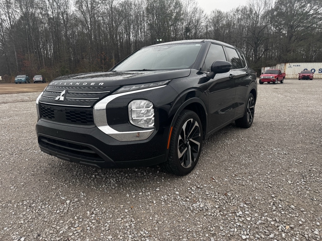 Used 2022 Mitsubishi Outlander ES CUV