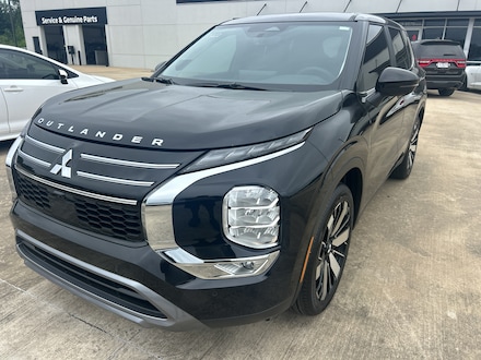 2025 Mitsubishi Outlander SE SUV