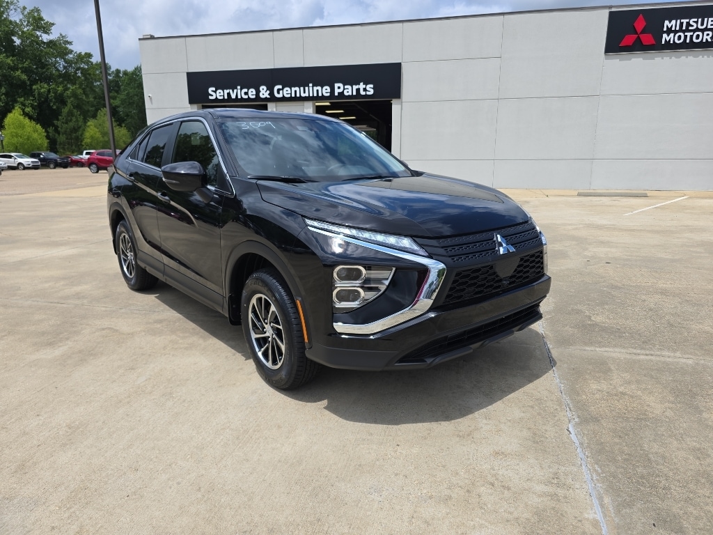 2026 Mitsubishi Eclipse Cross ES S-AWC's photo
