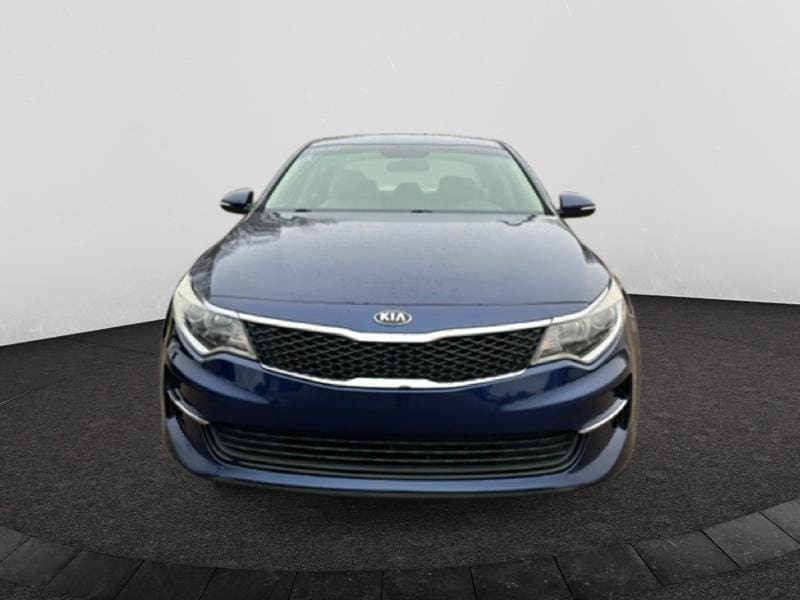 2016 Kia Optima LX's photo