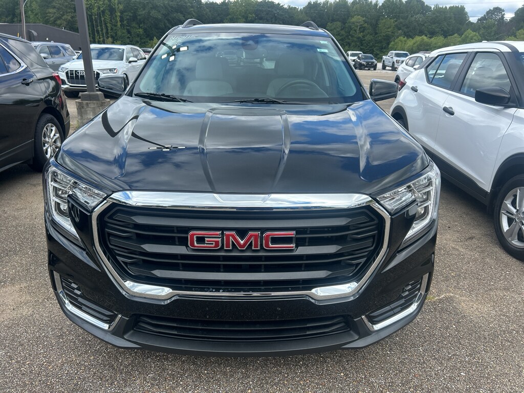 2023 Gmc Terrain SLE photo 2