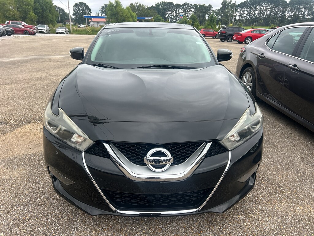 2017 Nissan Maxima SL photo 2