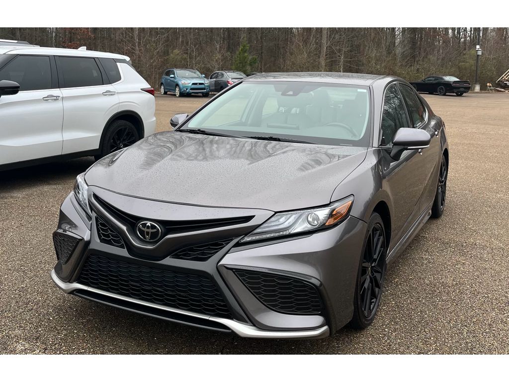 2023 Toyota Camry XSE's photo