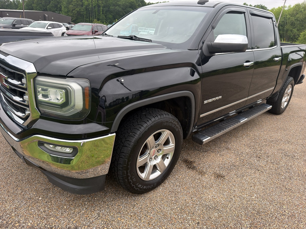 2016 GMC Sierra 2WD Crew Cab Short Box SLT's photo