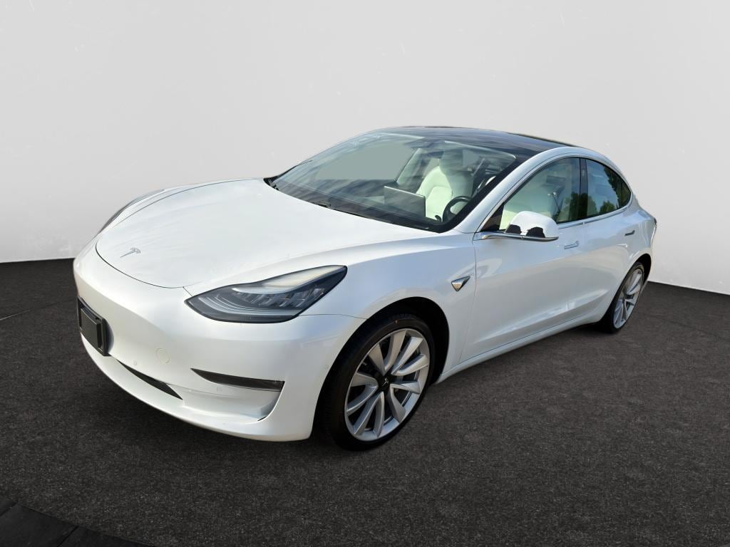 2018 Tesla Model 3 Long Range Dual Motor All-Wheel Drive's photo
