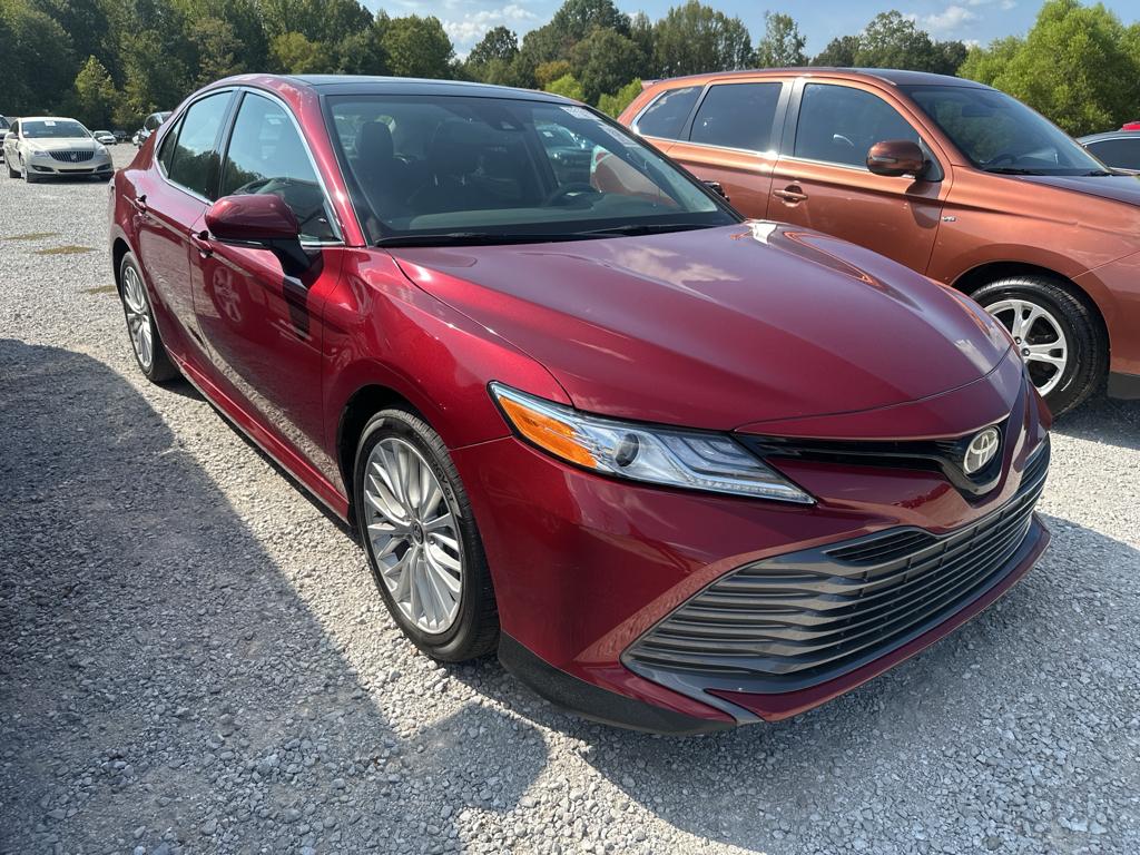 Used 2020 Toyota Camry XLE with VIN 4T1F11AK2LU992745 for sale in Saltillo, MS