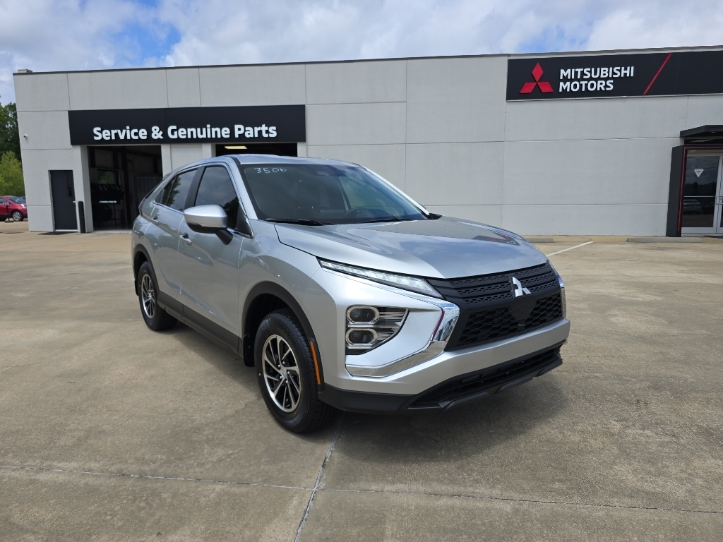 2026 Mitsubishi Eclipse Cross ES S-AWC's photo