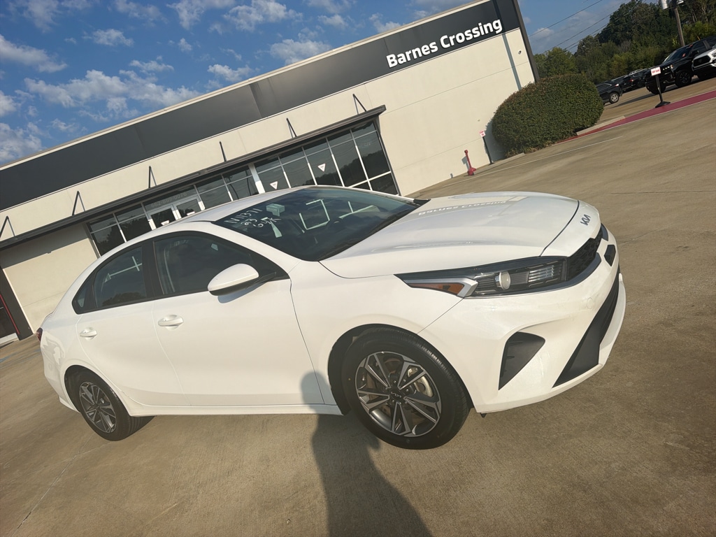 Used 2023 Kia Forte LXS Sedan