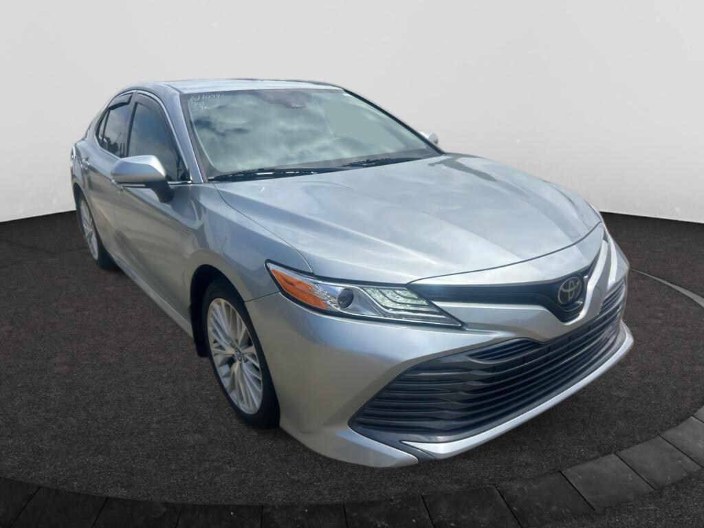 Used 2020 Toyota Camry XLE Sedan